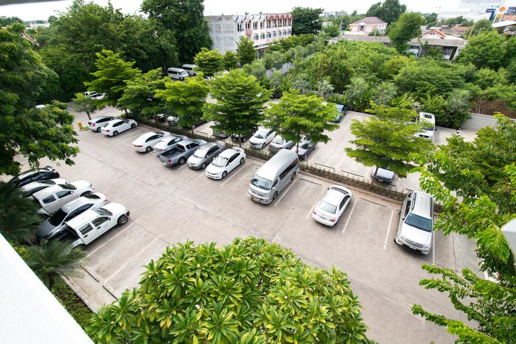 Sima Thani Hotel Nakhonratchasima Exterior foto